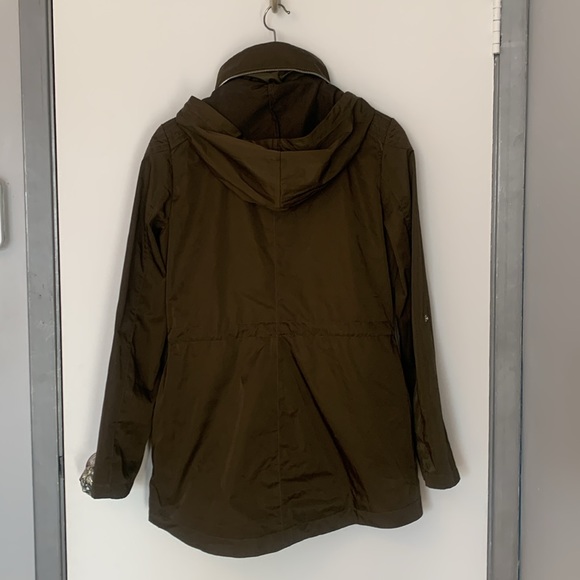 Rain Jacket - Windbreaker S - Picture 3 of 8